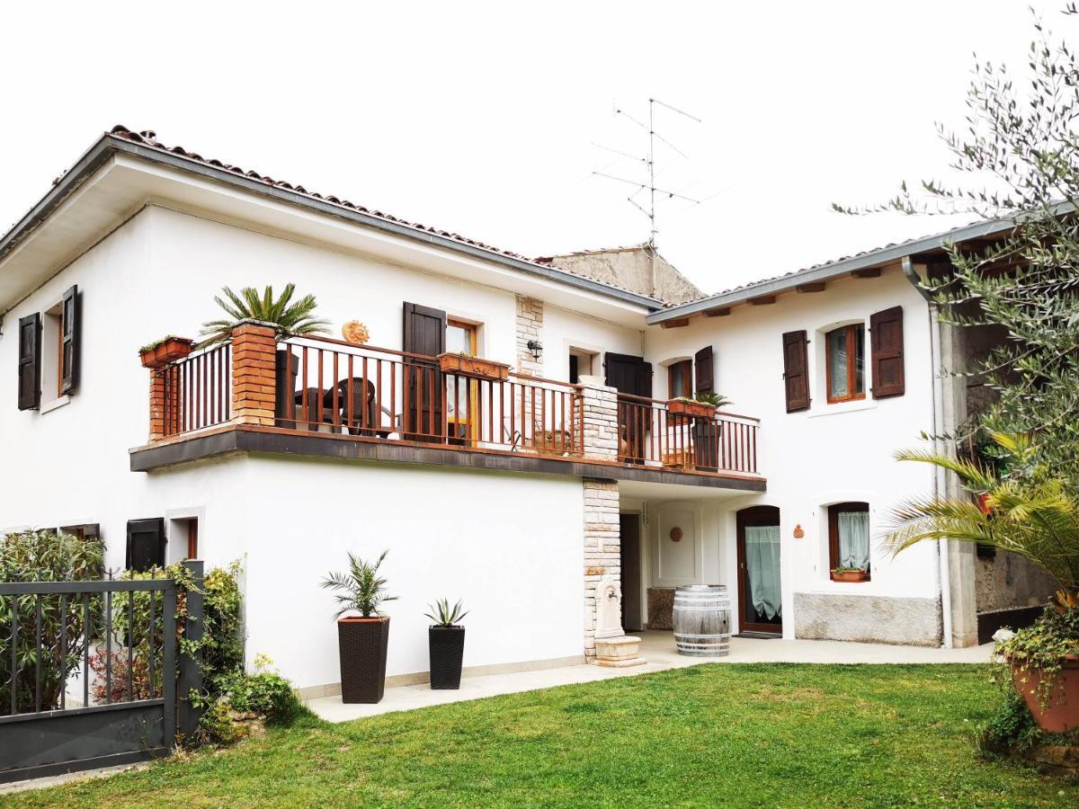 Villa Casa Rustica Con Giardino Caprino Veronese Exterior foto